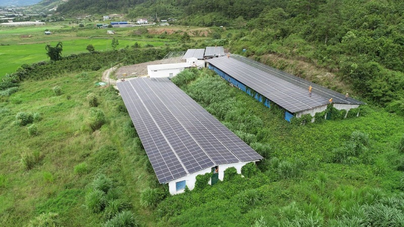 tỉnh Lâm Đồng đang tăng cường công tác kiểm tra việc đầu tư điện mặt trời áp mái nhà trên các trang trại 