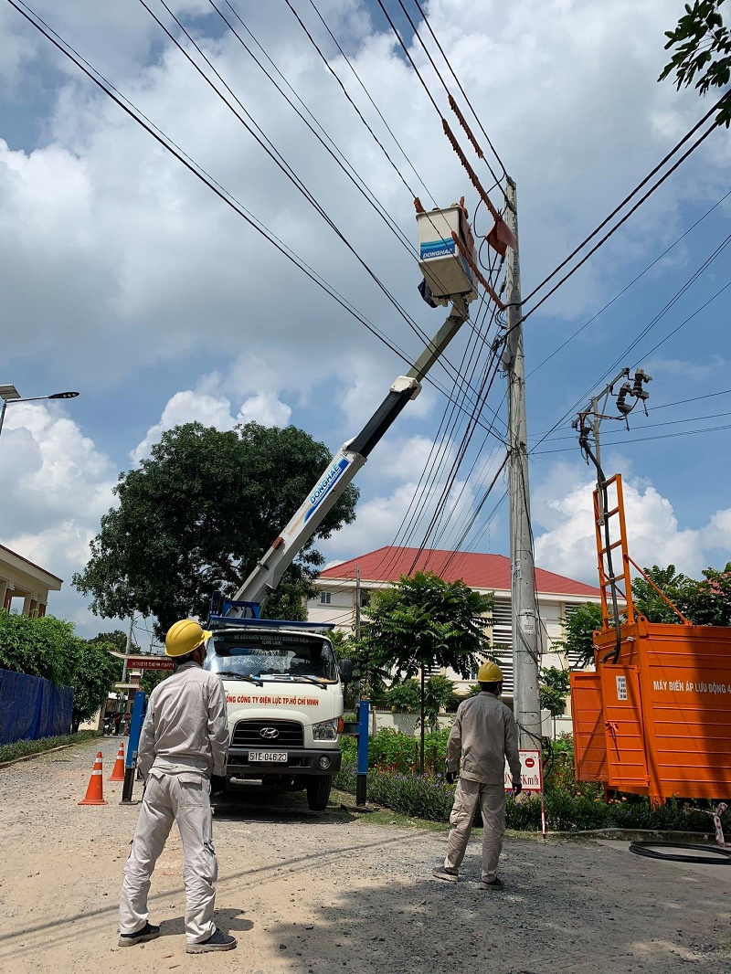 Lắp đặt trạm biến áp tại Bệnh viễn dã chiến số 5A