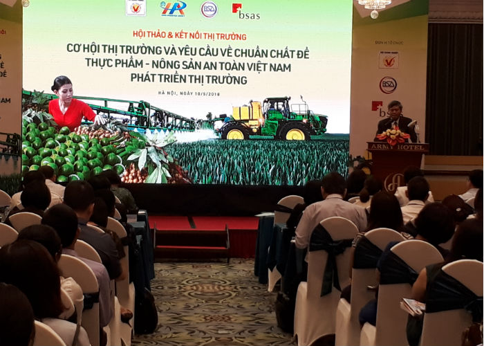 Toàn cảnh Hội thảo “Cơ hội thị trường cho doanh nghiệp Việt giai đoạn hội nhập mới và kết nối thị trường”