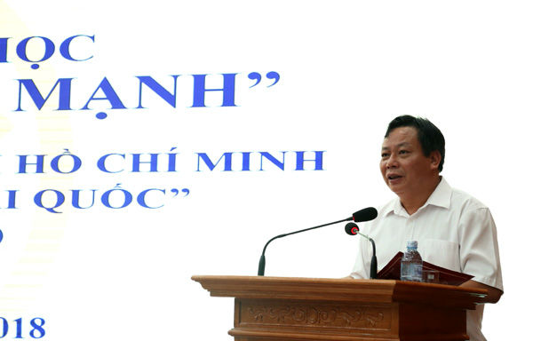 Trưởng ban Tuyên giáo Thành ủy Nguyễn Văn Phong