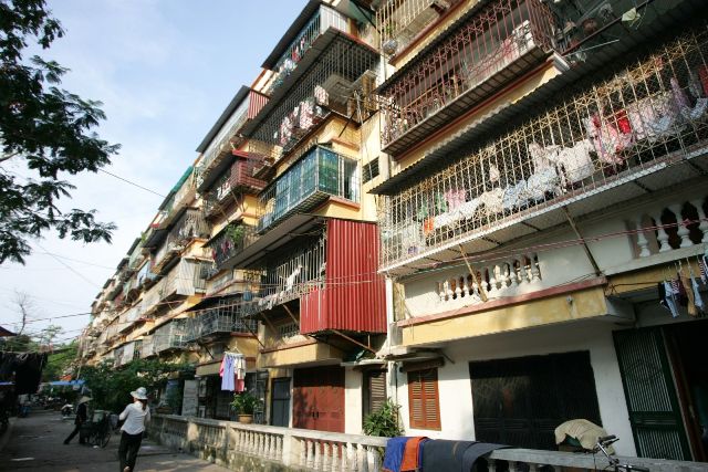 Hà Nội hiện có 1.579 nhà chung cư cũ được xây dựng từ năm 1960