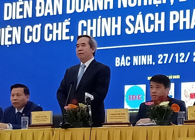 Trưởng ban kinh tế Trung ương Nguyễn Văn Bình phát biểu tại Diễn đàn