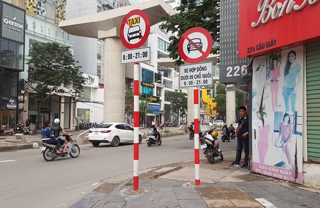 10 tuyến phố của Hà Nội được đề xuất gỡ bỏ biển cấm taxi (ảnh minh họa)