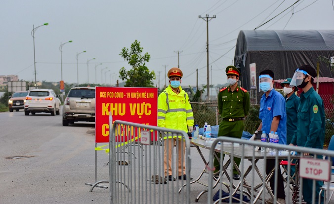 Kể từ 0h ngày 6/5, huyện Mê Linh sẽ tổ chức gỡ bỏ 12 hàng rào cách ly y tế thôn Hạ Lôi