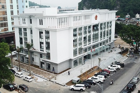 Trụ sở mới của Trung tâm Phục vụ Hành chính công tỉnh Quảng Ninh. Ảnh: Đỗ Phương