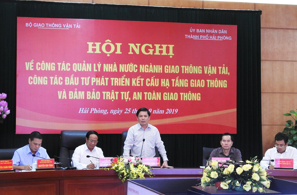 Bộ trưởng Nguyễn Văn Thể cùng đoàn công tác Bộ GTVT làm việc với thành phố Hải Phòng. Ảnh: Tiến Thắng