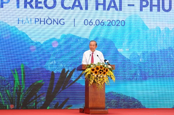Phó Thủ tướng Thường trực Chính phủ Trương Hòa Bình phát biểu. 