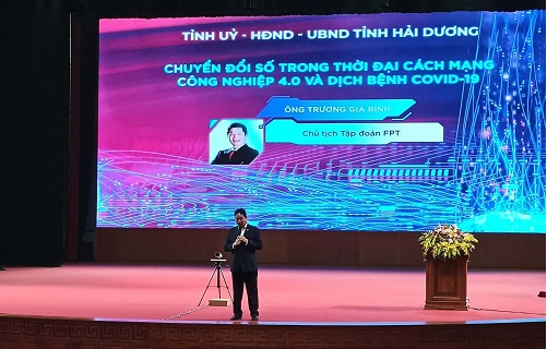 Ông Trương Gia Bình, Chủ tịch Tập đoàn FPT chia sẻ những kiến thức, kinh nghiệm về chuyển đổi số