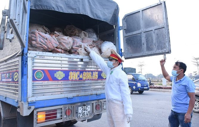Sau một loạt văn bản, xe chở hàng từ Hải Dương vào Hải Phòng tăng mạnh