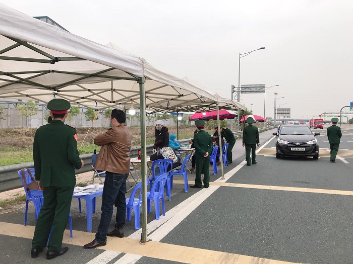 Chốt số 2 ở phía sau Trạm thu phí đường ô tô cao tốc Hà Nội – Hải Phòng xuống nhánh đường 356, quận Hải An tạm dừng hoạt động từ 17h ngày 26/02