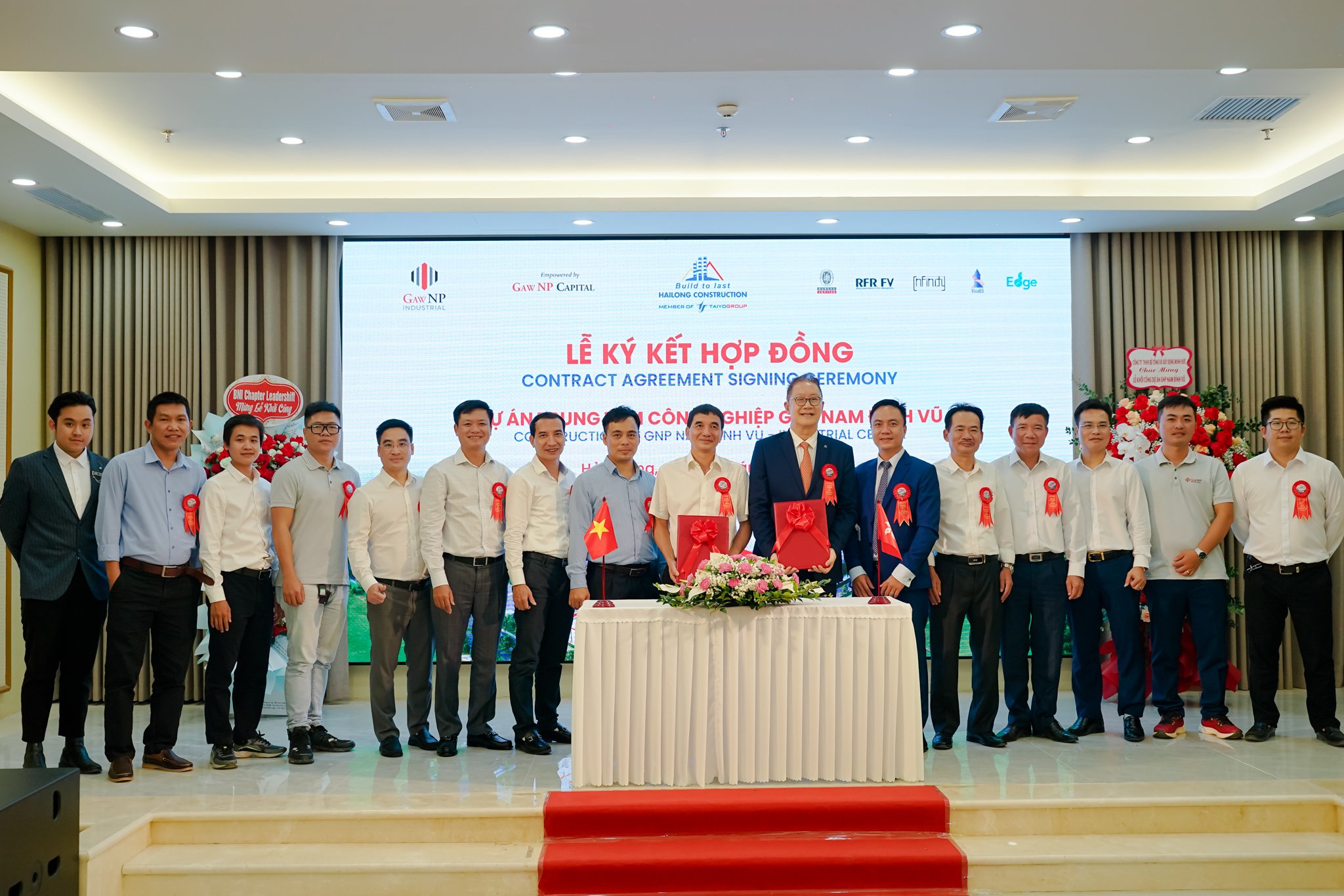 Lễ ký kết hợp đồng triển khai thực hiện Dự Trung tâm Công nghiệp GNP Nam Đình Vũ đã được diễn ra giữa Công ty CP Xây lắp Hải Long và Quỹ đầu tư Gaw NP Capital (Hong Kong)
