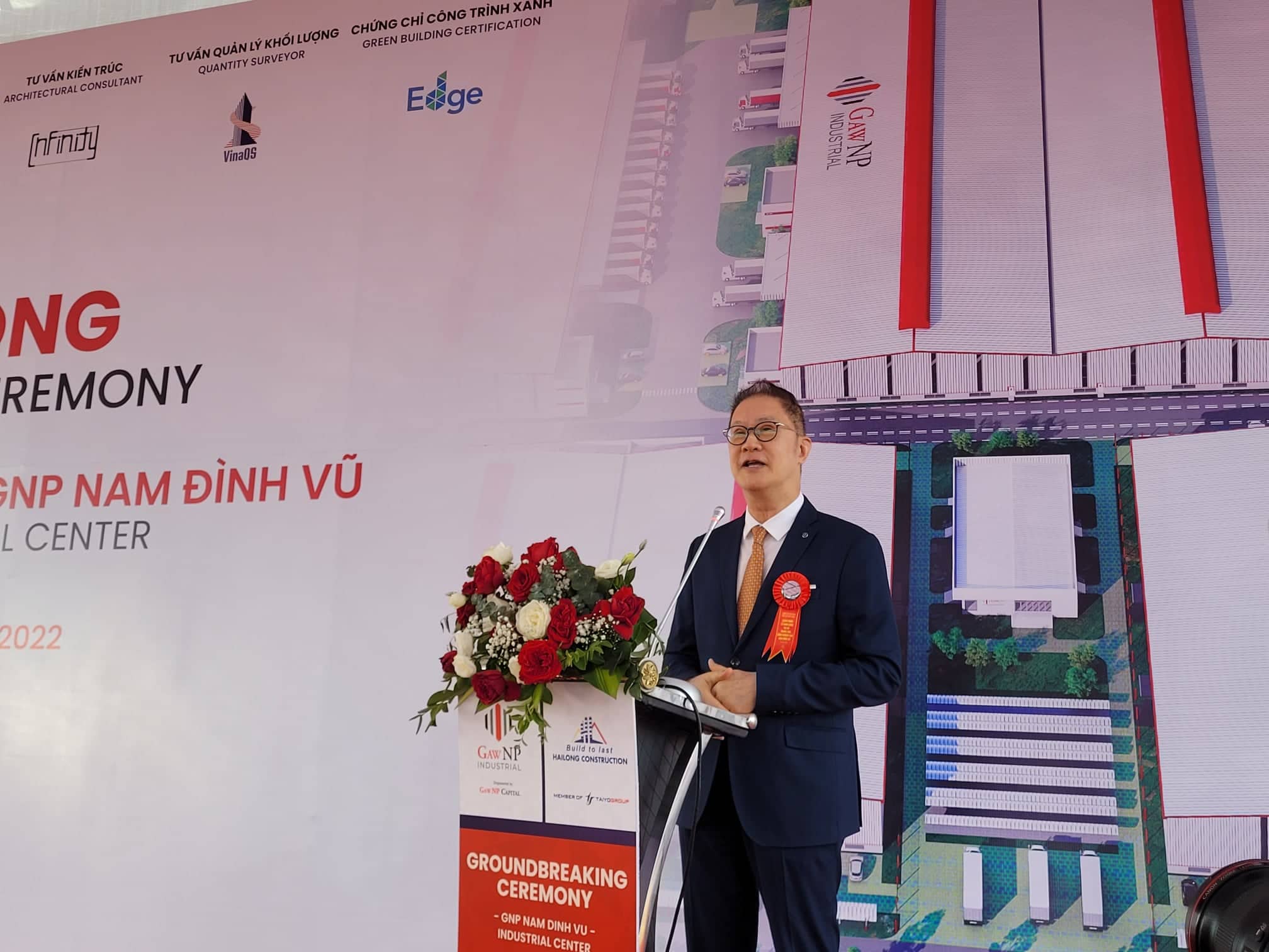 Đại diện chủ đầu tư, ông Thomas Thang, Phó Tổng Giám đốc quỹ đầu tư Gaw NP Capital (Hong Kong) phát biểu