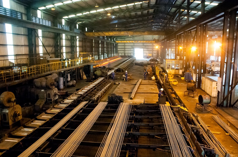 Thưởng Tết Nguyên đán Quý Mão năm 2023 phần lớn các doanh nghiệp tại Hải Phòng đều có mức thưởng cho người lao động với tỉ lệ dao động từ 100-130% so với năm trước. (Sản xuất tại Thép Vinausteel)