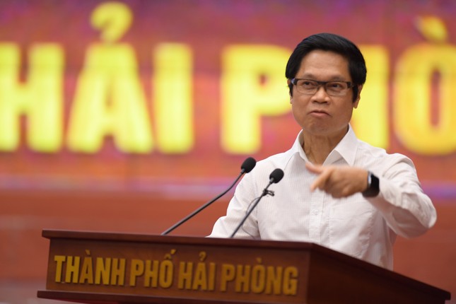 Ông Vũ Tiến Lộc, Ủy viên Ủy Ban kinh tế Quốc hội, Chủ tịch Trung tâm Trọng tài Quốc tế Việt Nam