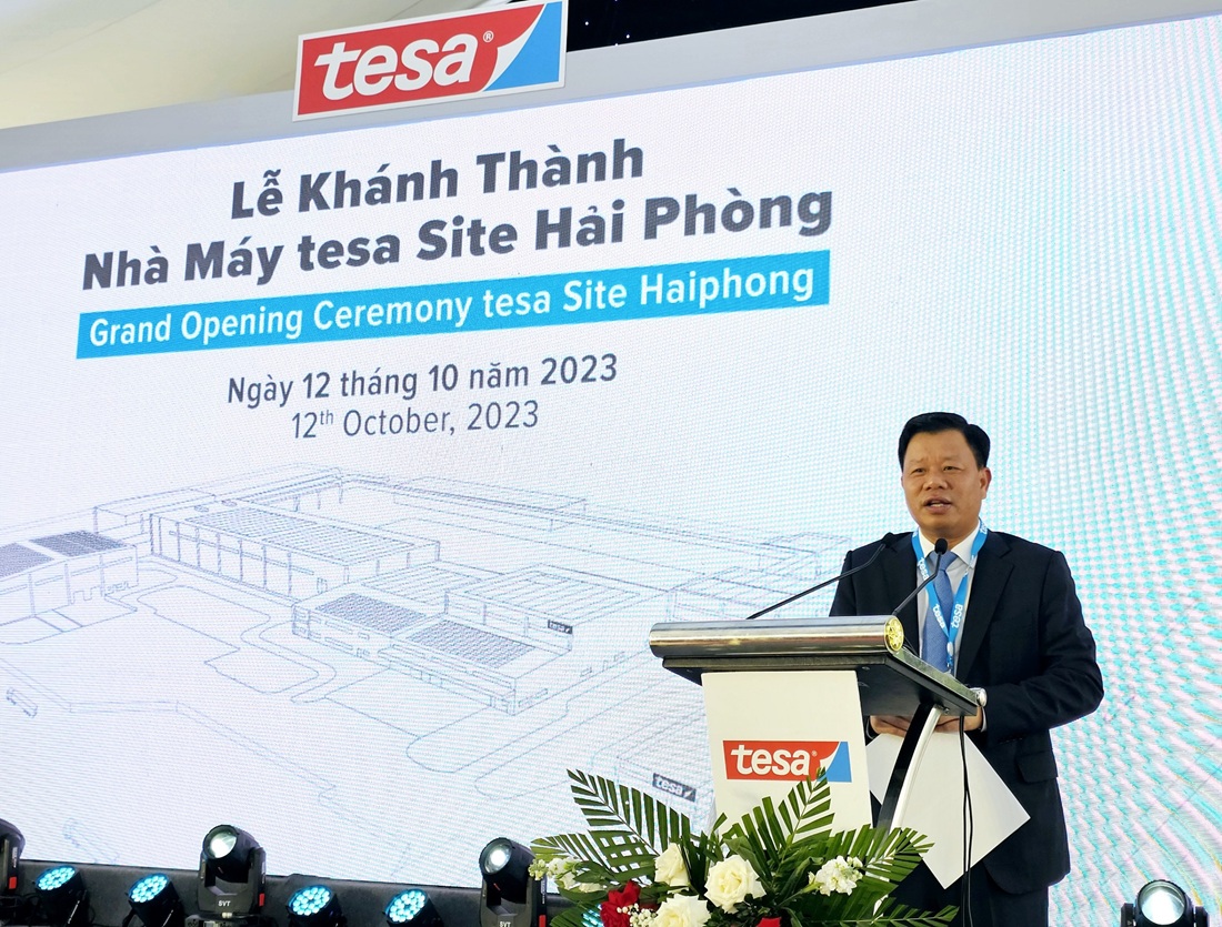 Ông Lê Trung Kiên, Trưởng ban Ban quản lý Khu kinh tế Hải Phòng (HEZA) phát biểu. Ảnh: Thanh Sơn