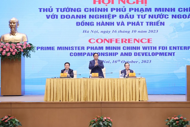 Thủ tướng Chính phủ Phạm Minh Chính chủ trì Hội nghị gặp mặt cộng đồng doanh nghiệp đầu tư nước ngoài, với chủ đề “Đồng hành và phát triển”. Ảnh: Nhật Bắc