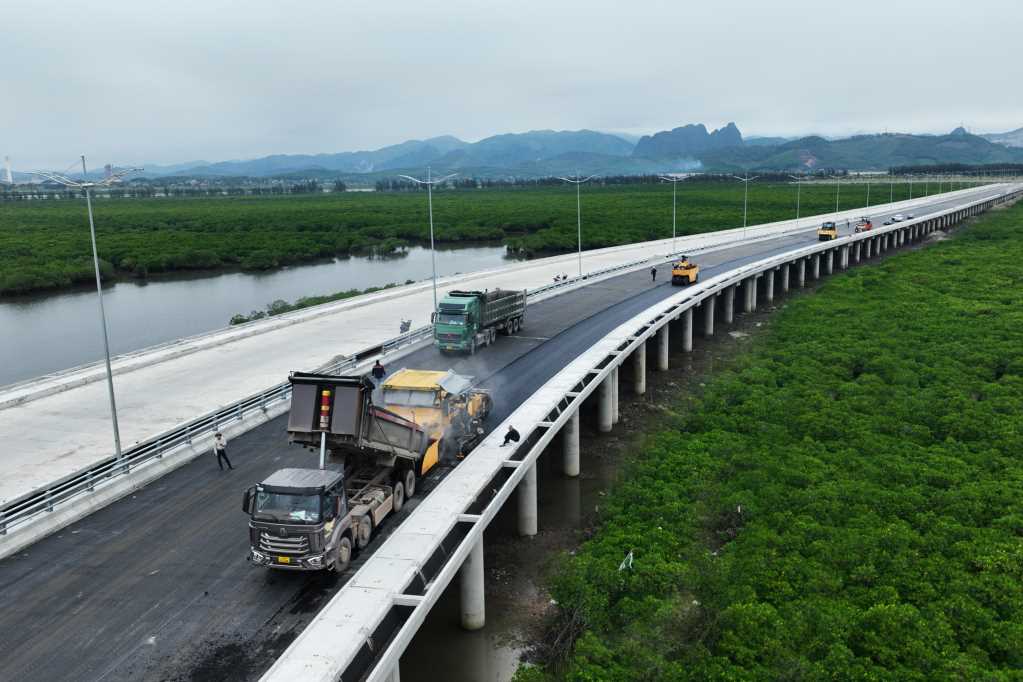 Công trình cầu Cửa Lục 3 quyết tâm hoàn thành trong năm 2023. Ảnh: quangninh.gov.vn