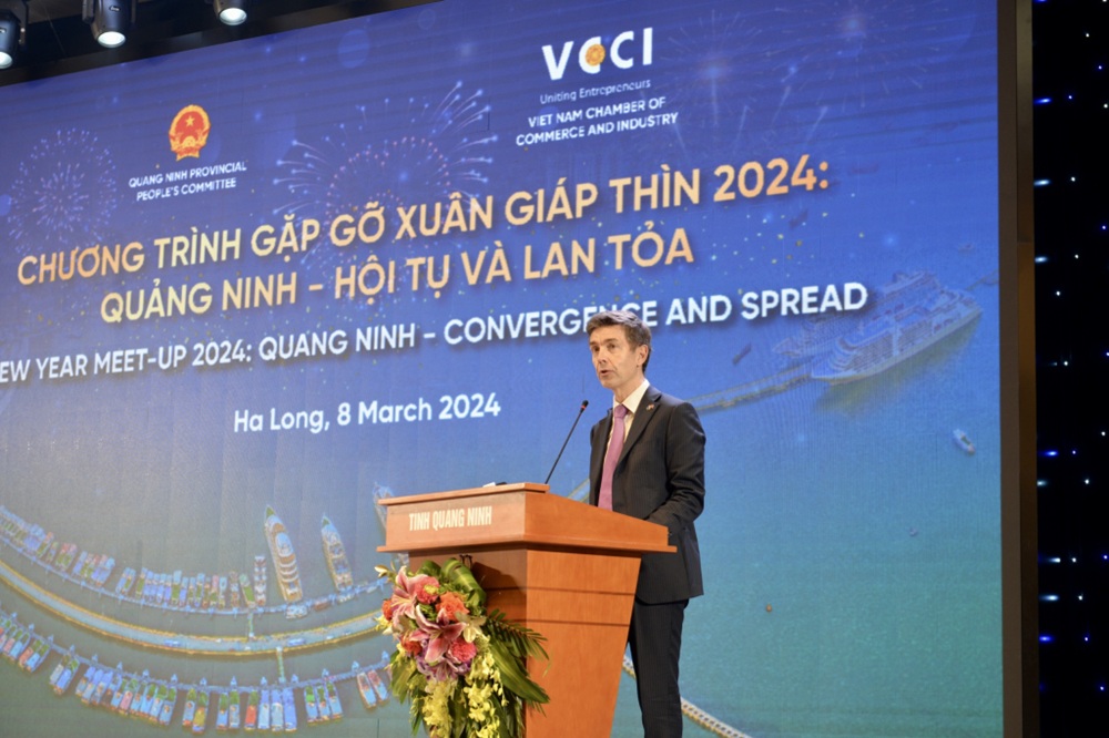 Đại sứ Liên minh Châu Âu tại Việt Nam Julien Guerier phát biểu tại chương trình. Ảnh: Thu Chung