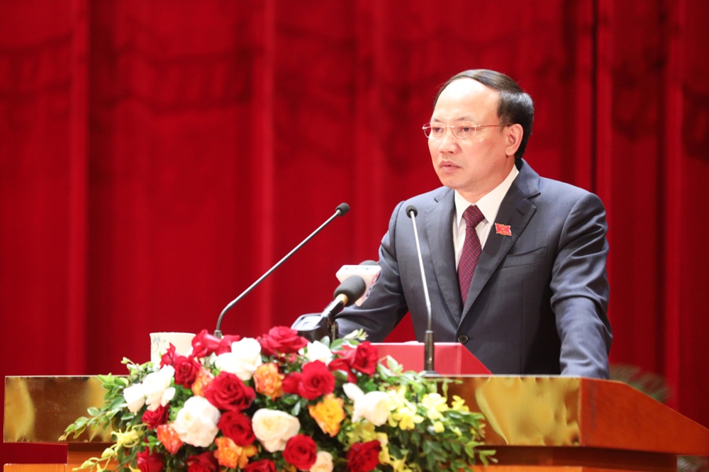 Ông Nguyễn Xuân Ký, Bí thư Tỉnh ủy, Chủ tịch HĐND tỉnh Quảng Ninh phát biểu bế mạc kỳ họp. Ảnh: Đỗ Phương