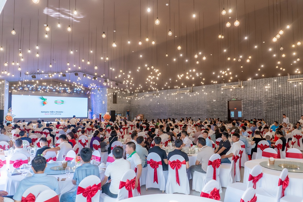 Hội thảo “Giới thiệu sản phẩm mới trong cấp và thoát nước” tại Sơn La