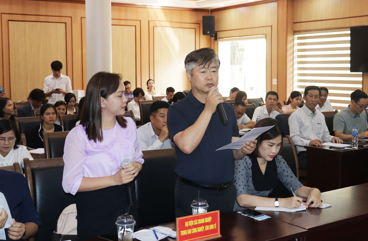 Đại diện các doanh nghiệp, nhà đầu tư phát biểu ý kiến tại Hội nghị