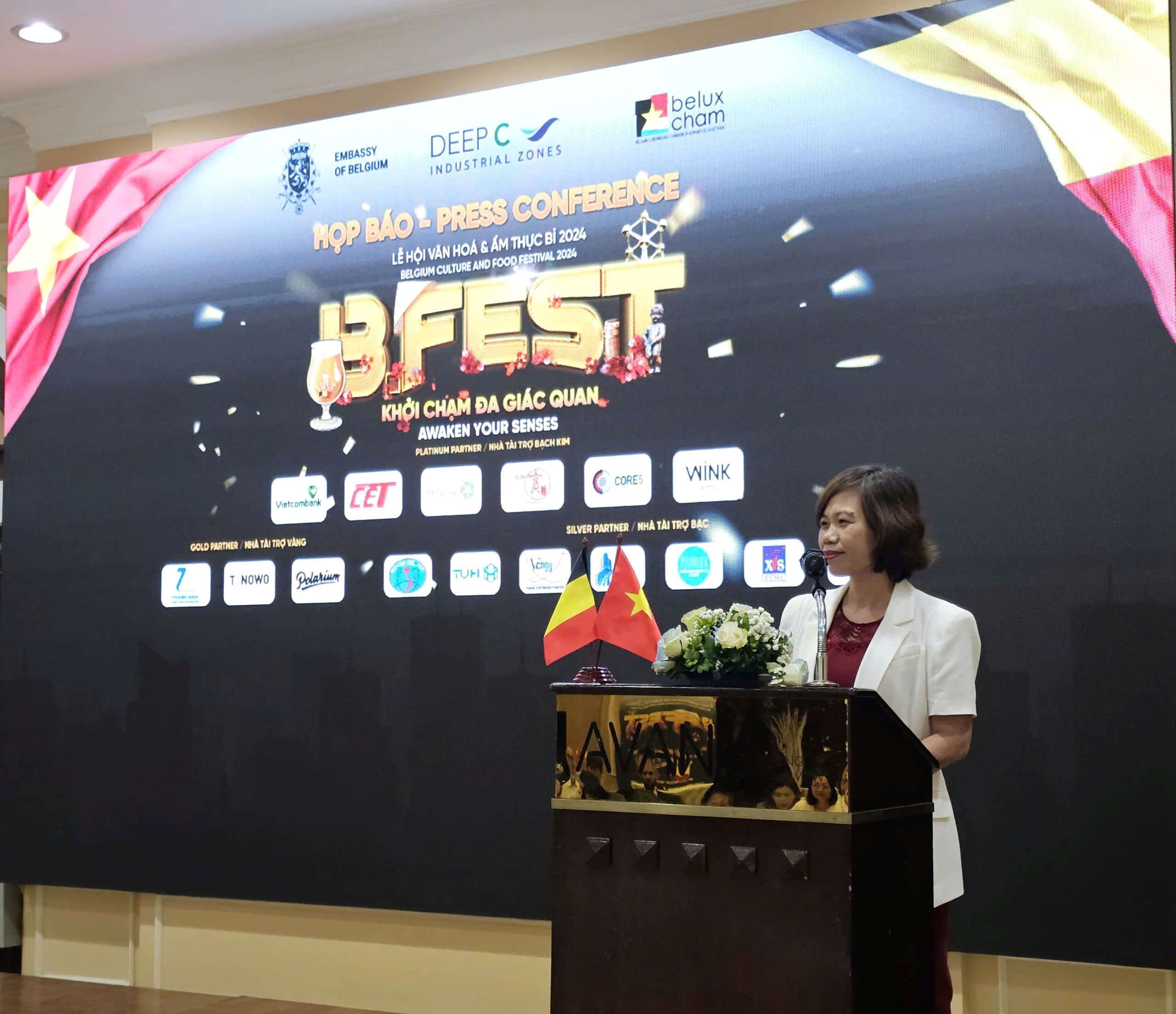 Bà Nguyễn Thị Bích Dung, Giám đốc Sở Ngoại vụ Hải Phòng chia sẻ, B.Fest là một sự hợp tác đầy thú vị và thành công của chúng tôi - sở Ngoại vụ cùng với các cơ quan ban ngành của Hải Phòng, Đại sứ quán Bỉ tại Việt Nam và DEEP C
