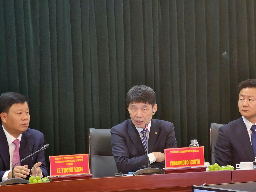 Ông Yamamoto Ichita, Thống đốc tỉnh Gunma phát biểu tại cuộc làm việc