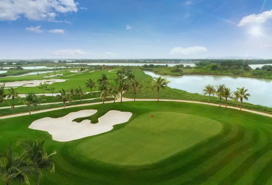 Vinpearl Golf Hải Phòng tọa lạc tại đảo Vũ Yên, TP. Hải Phòng