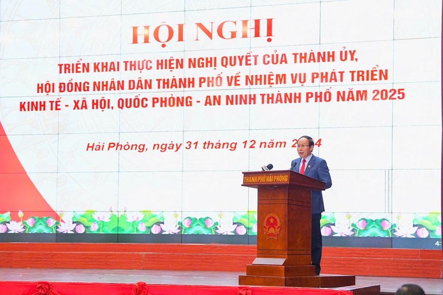 Ông Lê Tiến Châu, Bí thư Thành ủy Hải Phòng phát biểu tại Hội nghị