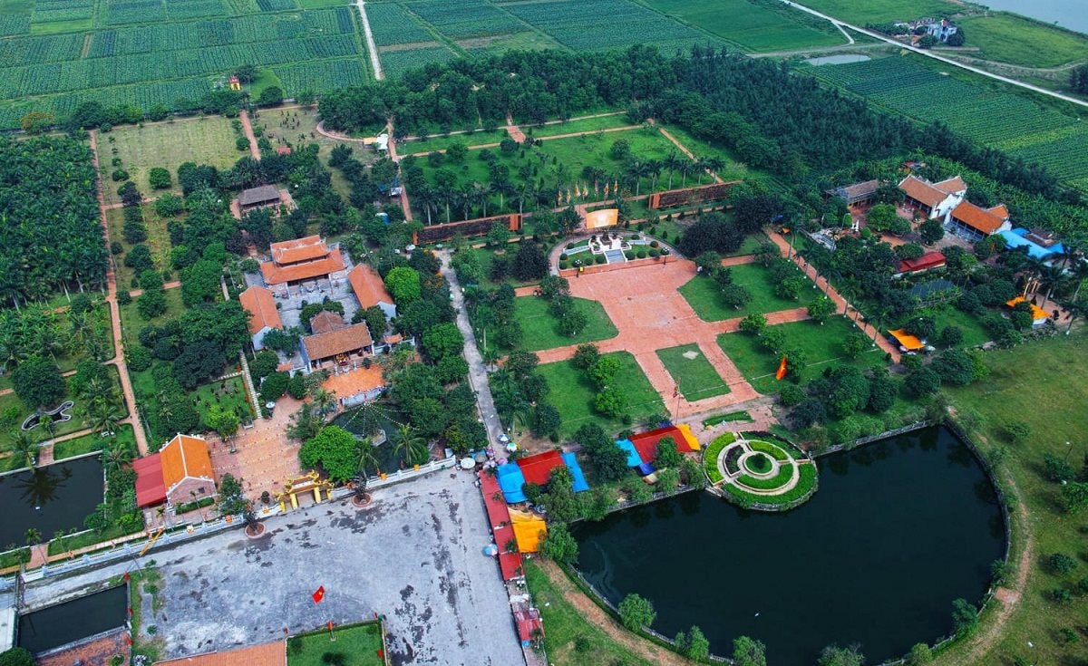 Khu Di tích quốc gia đặc biệt Đền thờ Trạng trình Nguyễn Bỉnh Khiêm tại xã Lý Học, huyện Vĩnh Bảo, TP Hải Phòng