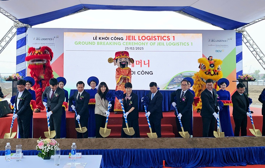 Nghi thức Khởi công Dự án Jeil Logistics 1 tại KCN Nam Đình Vũ. Ảnh: Thanh Sơn