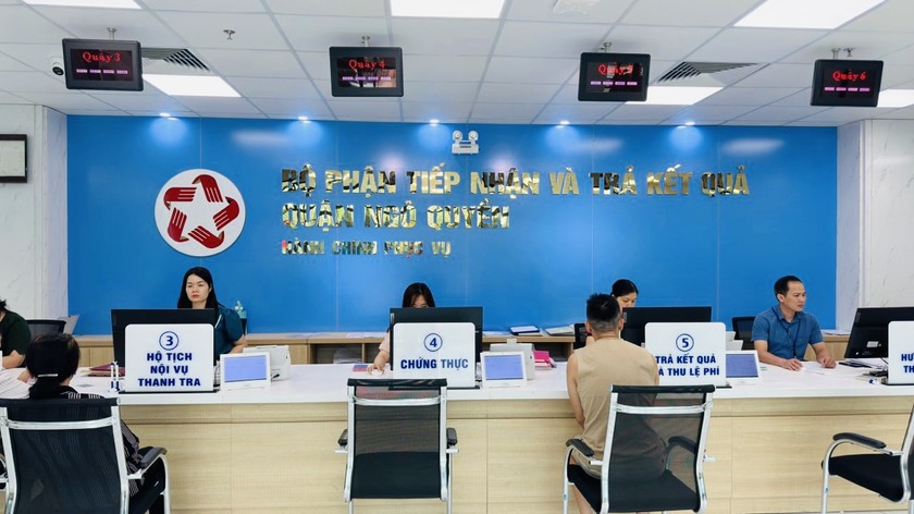 Bộ phận một cửa tại Trung tâm Chính trị - Hành chính quận Ngô Quyền