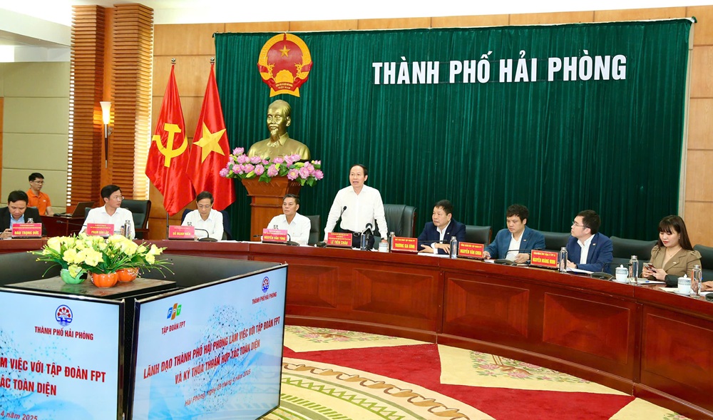 Ông Lê Tiến Châu, Bí thư Thành ủy Hải Phòng phát biểu tại buổi làm việc