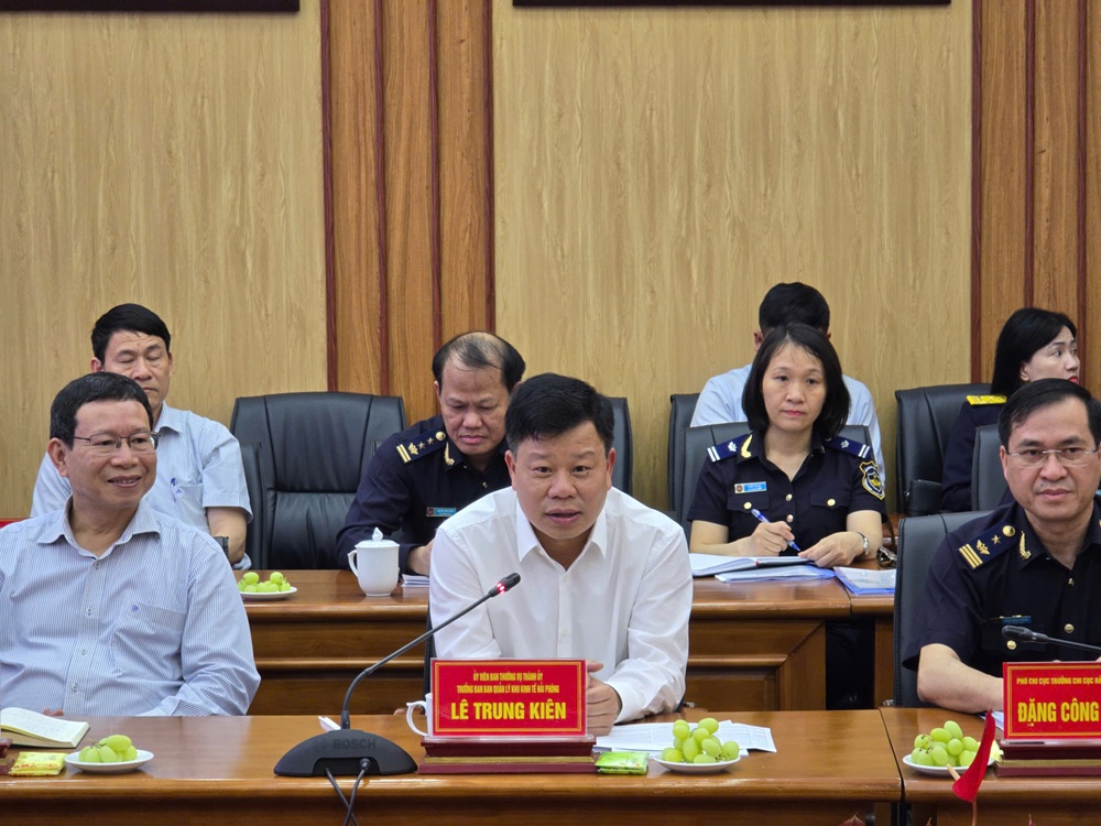 Ông Lê Trung Kiên, Trưởng ban Ban quản lý Khu kinh tế Hải Phòng. Ảnh: Thanh Sơn