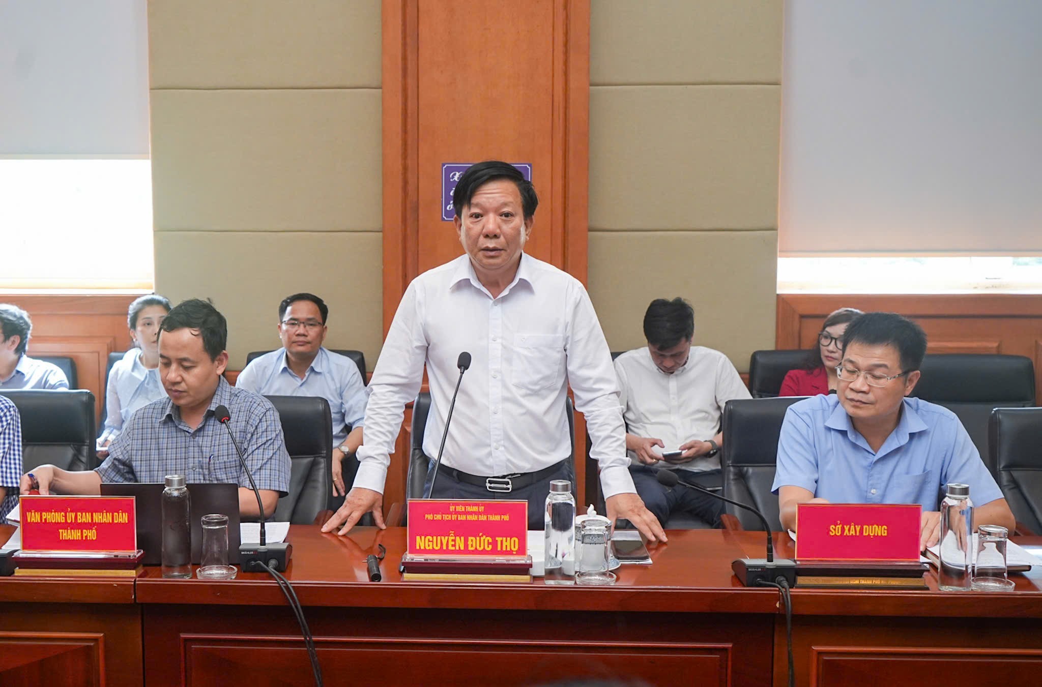 Ông Nguyễn Đức Thọ, Phó chủ tịch UBND thành phố Hải Phòng phát biểu tại cuộc làm việc