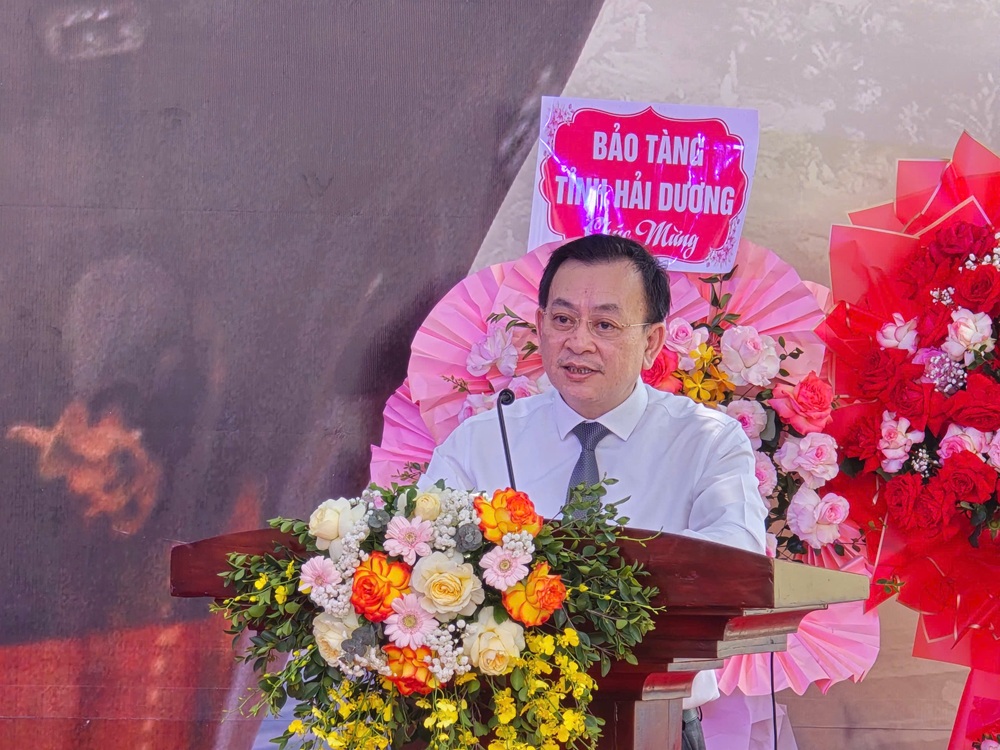 Ông Vũ Mạnh Hà, Giám đốc Bảo tàng Hồ Chí Minh phát biểu khai mạc. Ảnh: Thanh Sơn