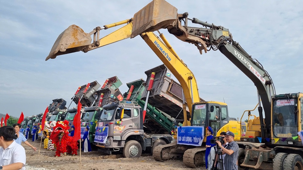Động thổ Dự án Đầu tư xây dựng và kinh doanh kết cấu hạ tầng KCN Tràng Duệ 3