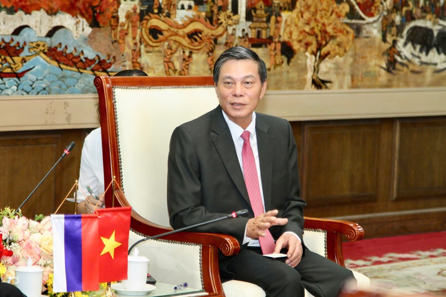 Ông Nguyễn Văn Tùng, Chủ tịch UBND TP. Hải Phòng mong muốn đón nhận các doanh nghiệp tỉnh Vladimir đến khảo sát và đầu tư tại Hải Phòng