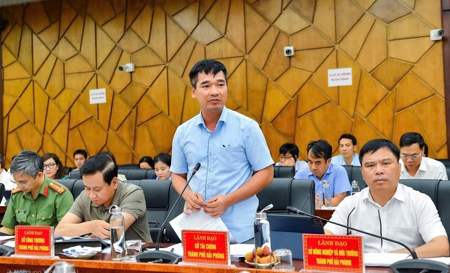 Ông Nguyễn Văn Hưng, Phó giám đốc Sở tài chính Hải Phòng phát biểu tại cuộc làm việc
