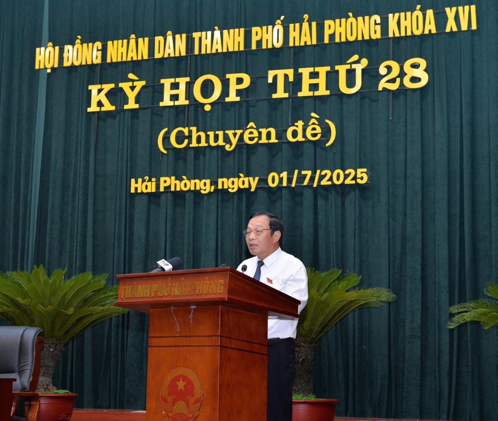 Ông Lê Văn Hiệu, Chủ tịch HĐND TP. Hải Phòng phát biểu bế mạc kỳ họp