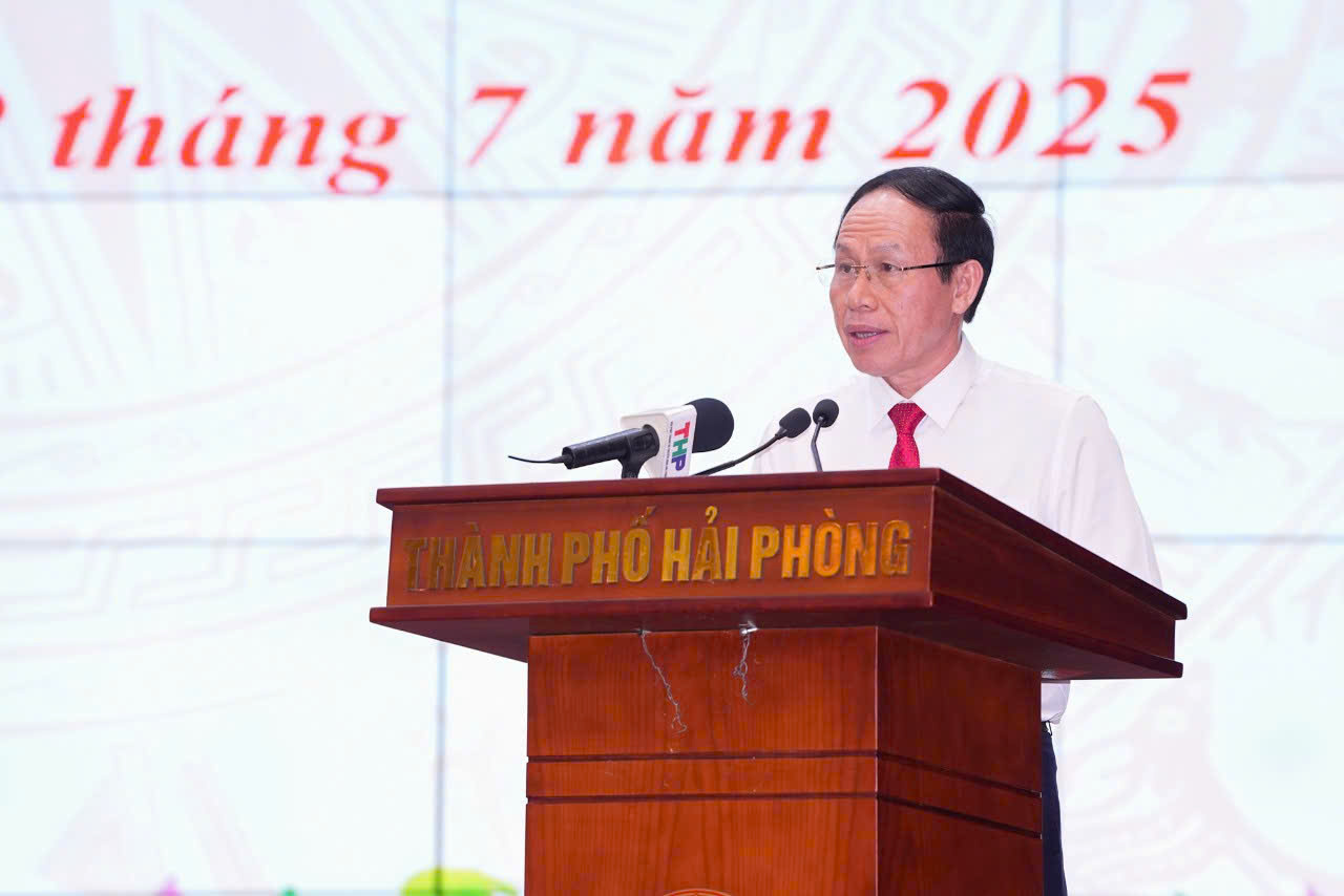 Ông Lê Tiến Châu, Bí thư Thành ủy Hải Phòng phát biểu tại Hội nghị
