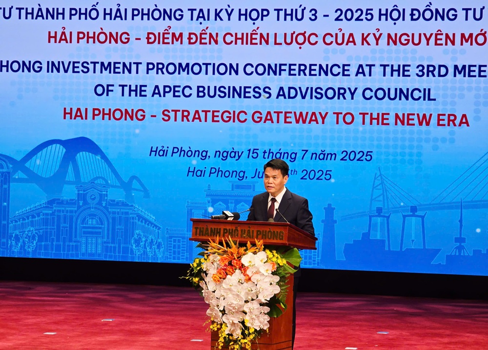 Ông Lê Ngọc Châu, Chủ tịch UBND TP. Hải Phòng phát biểu bế mạc hội nghị