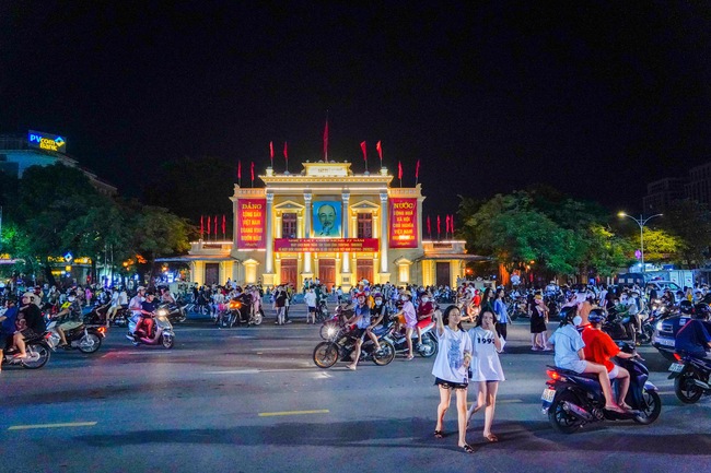 Các tuyến đường du lịch, thí điểm hoạt động đi bộ và phát triển kinh tế đêm được TP. Hải Phòng tích cực triển khai