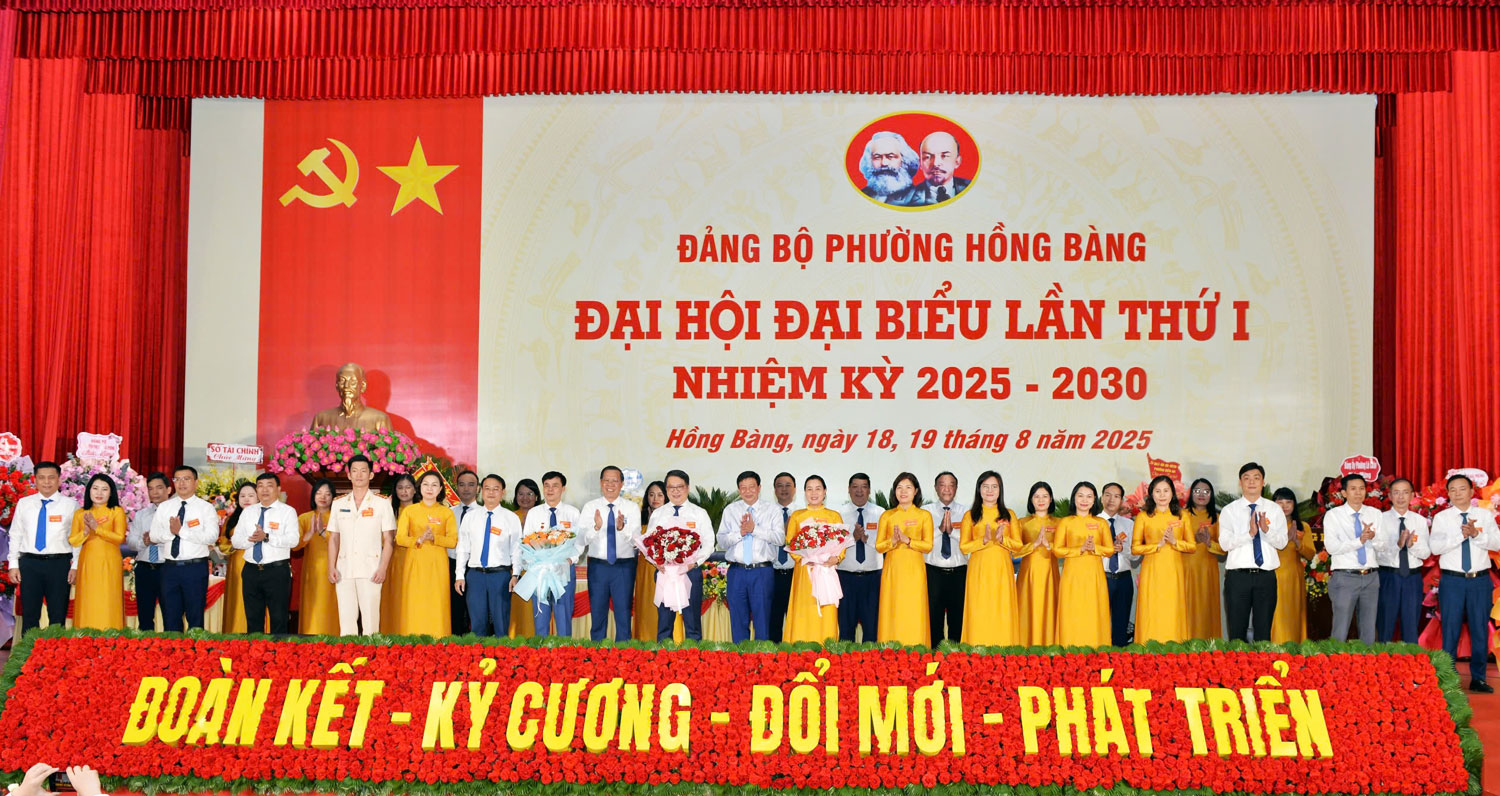 Ban Chấp hành Đảng bộ phường Hồng Bàng, nhiệm kỳ 2025 - 2030 ra mắt Đại hội
