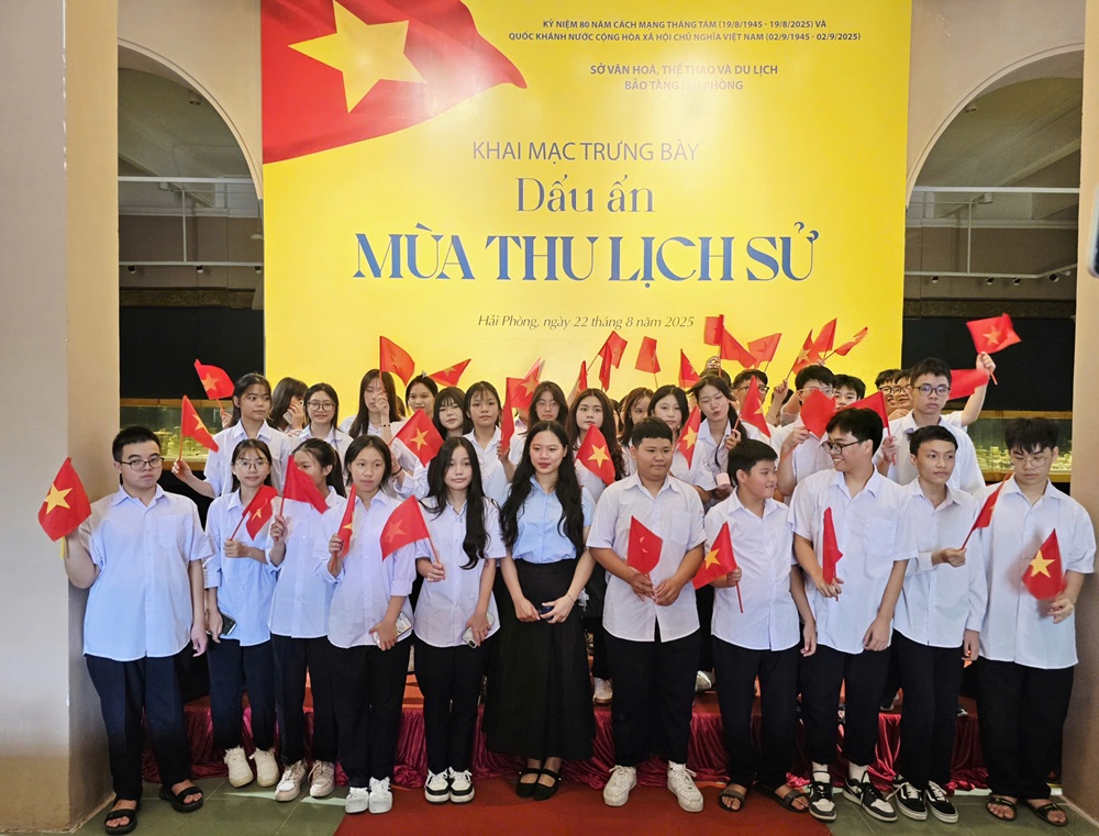Dấu ấn mùa thu lịch sử sẽ góp phần tuyên truyền, giáo dục lòng yêu nước, niềm tự hào dân tộc, truyền thống cách mạng, tinh thần đại đoàn kết toàn dân tộc trong nhân dân đặc biệt là thế hệ trẻ
