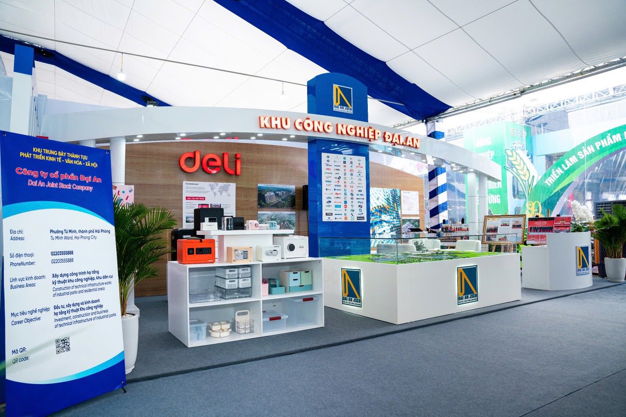Gian hàng trưng bày của KCN ĐẠi An
