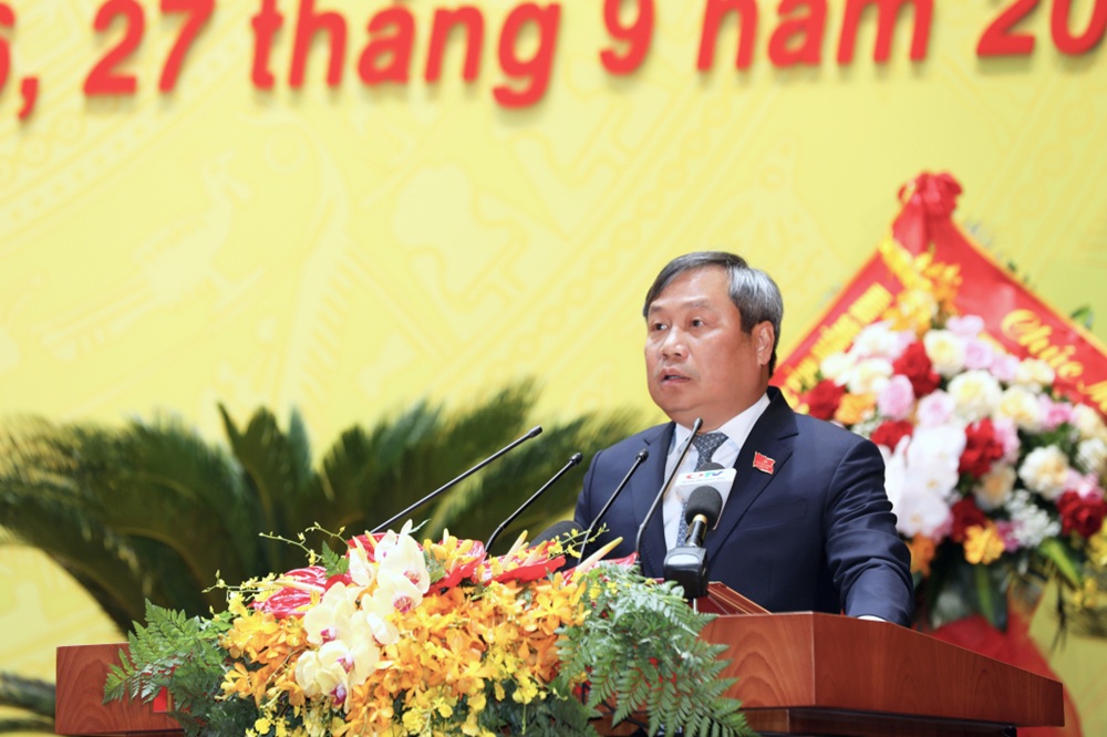Ông Vũ Đại Thắng, Bí thư Tỉnh uỷ Quảng Ninh phát biểu khai mạc Đại hội