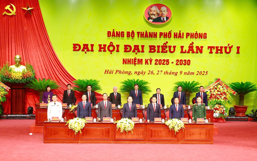 Đoàn Chủ tịch điều hành Đại hội