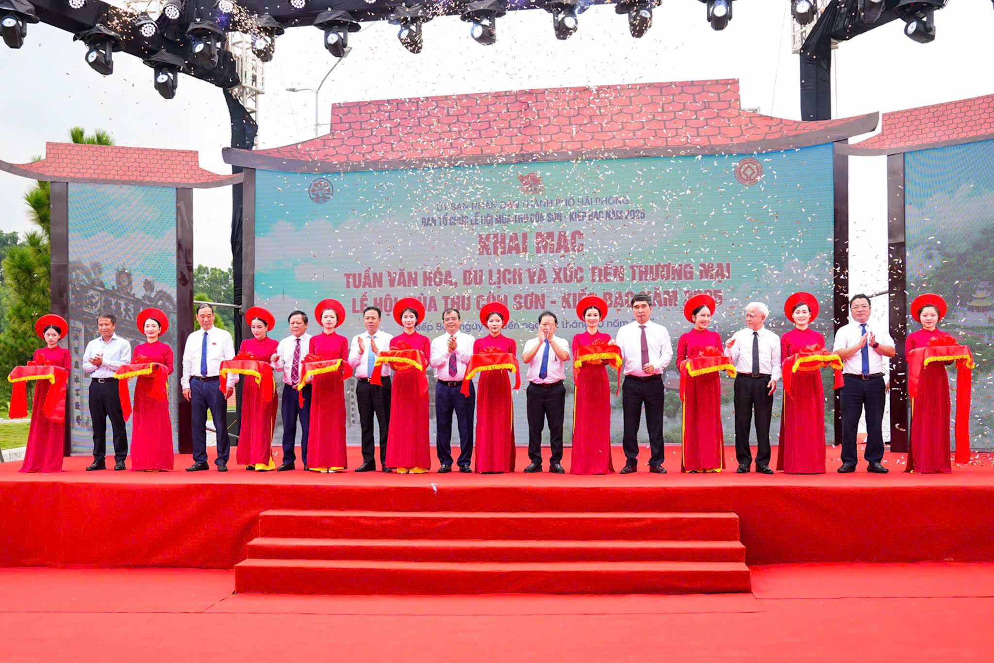 Lễ khai mạc Tuần Văn hóa, Du lịch và Xúc tiến Thương mại Lễ hội mùa Thu Côn Sơn - Kiếp Bạc năm 2025