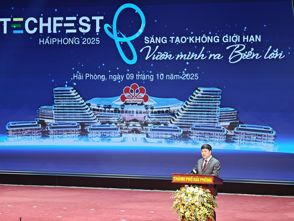 Ông Hoàng Minh Cường, Phó chủ tịch UBND TP. Hải Phòng phát biểu khai mạc. Ảnh: Thanh Sơn